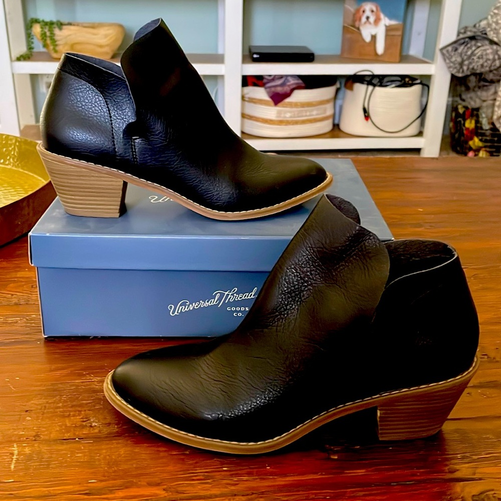 Black boots